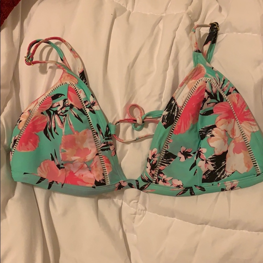 Super Cute Floral Bikini Top With Adjustable Back